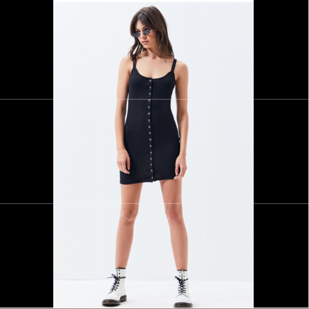Kendall & Kylie knit snap front body on dress
